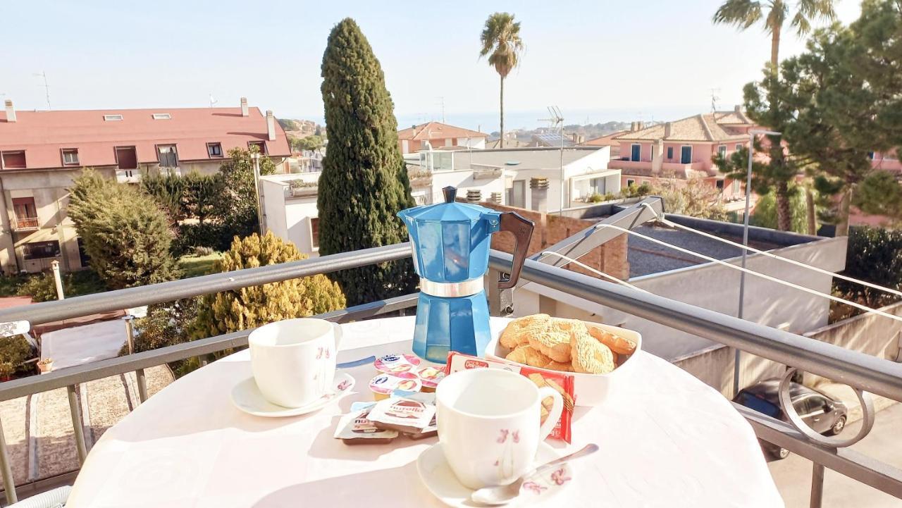 Casa Lilly Appartement Porto SantʼElpidio Buitenkant foto