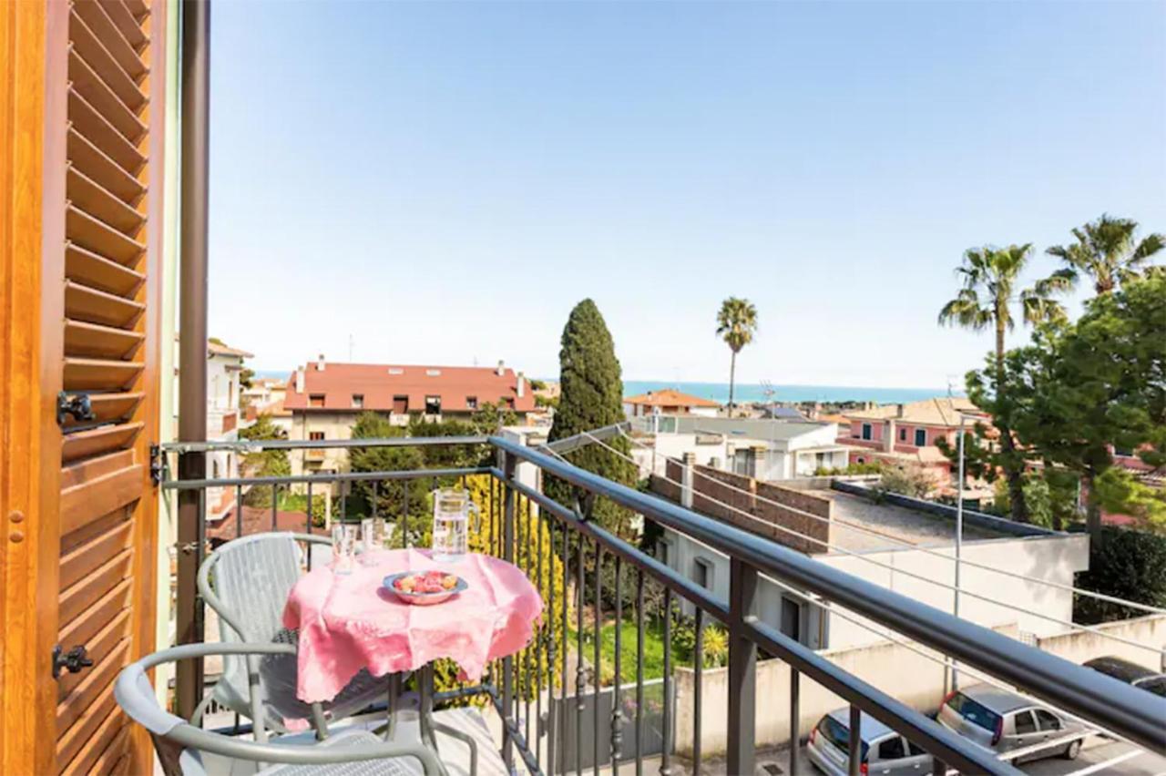 Casa Lilly Appartement Porto SantʼElpidio Buitenkant foto