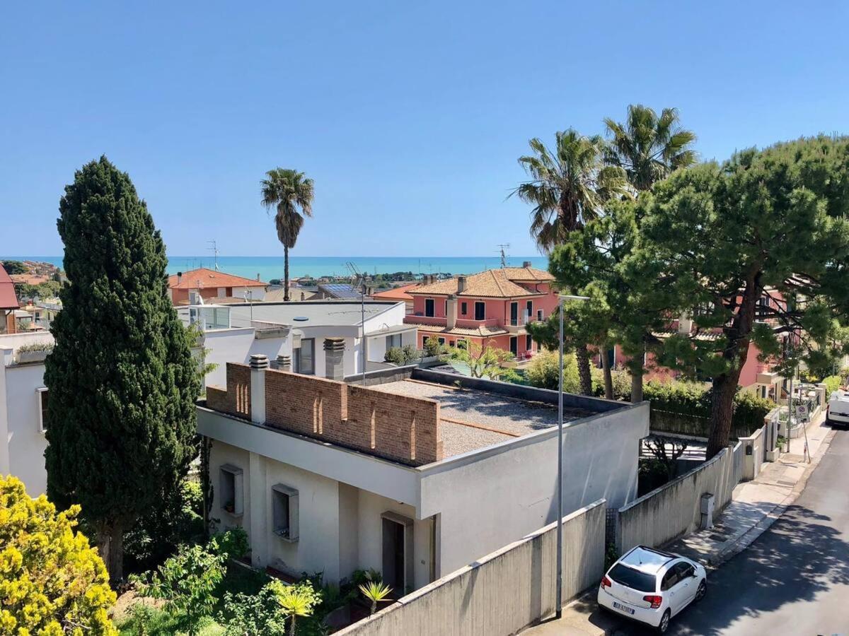 Casa Lilly Appartement Porto SantʼElpidio Buitenkant foto